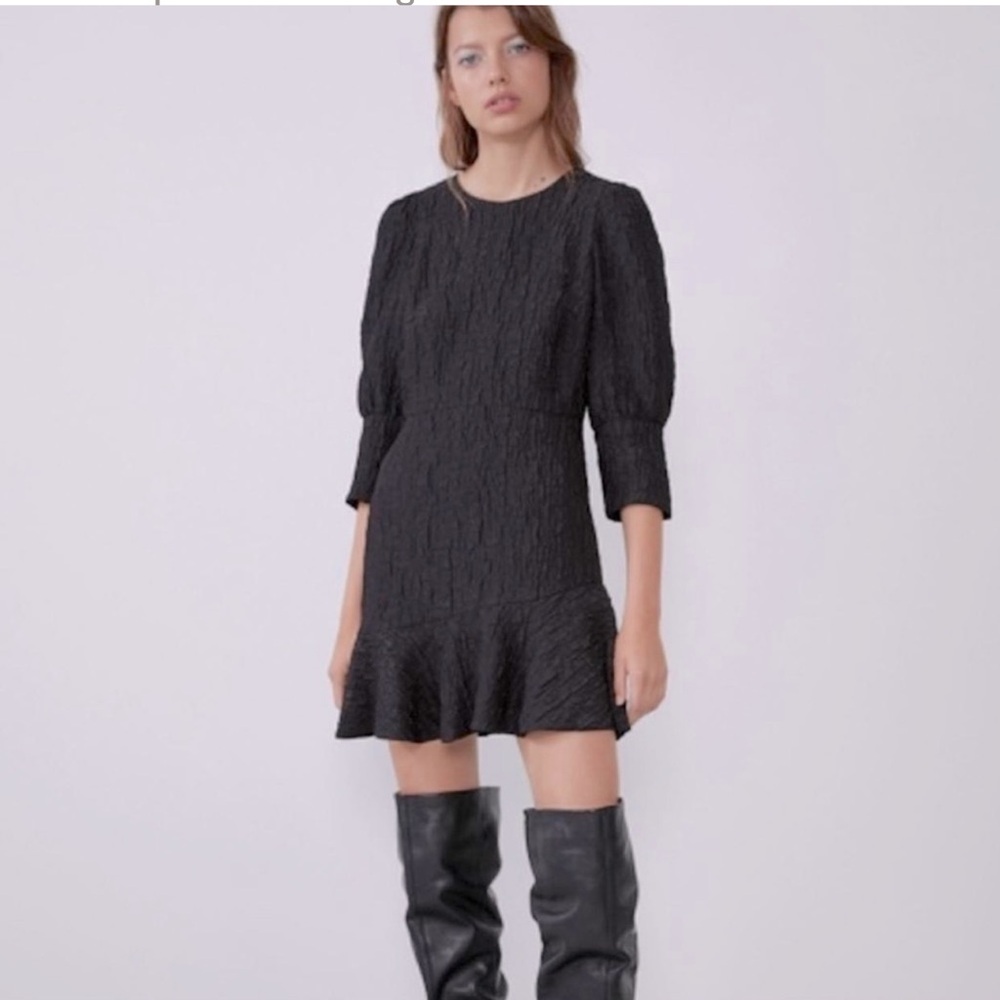 NEW ZARA BloggersFavorite Black Textured Crepe Weave PuffSleeve Ruffle Dress,XXS